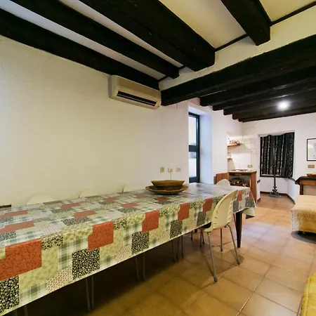 Ground Floor Santa Margherita Apt Ac Wi-fi Apartmán